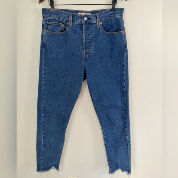Levi's Wedgie Skinny Jeans Size 31 Blue High Rise Raw Hem Button Fly Ankle - Picture 3 of 13